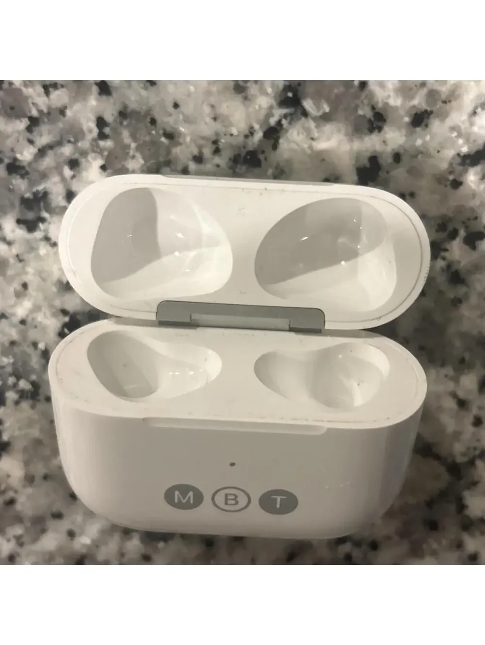Apple AirPods 3rd Generation Charging Case Holder- A2566